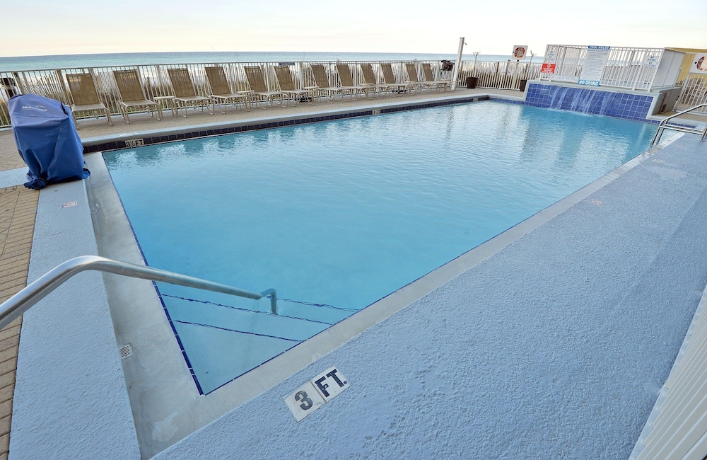 Emerald Isle 1609 2 Bedroom Condo