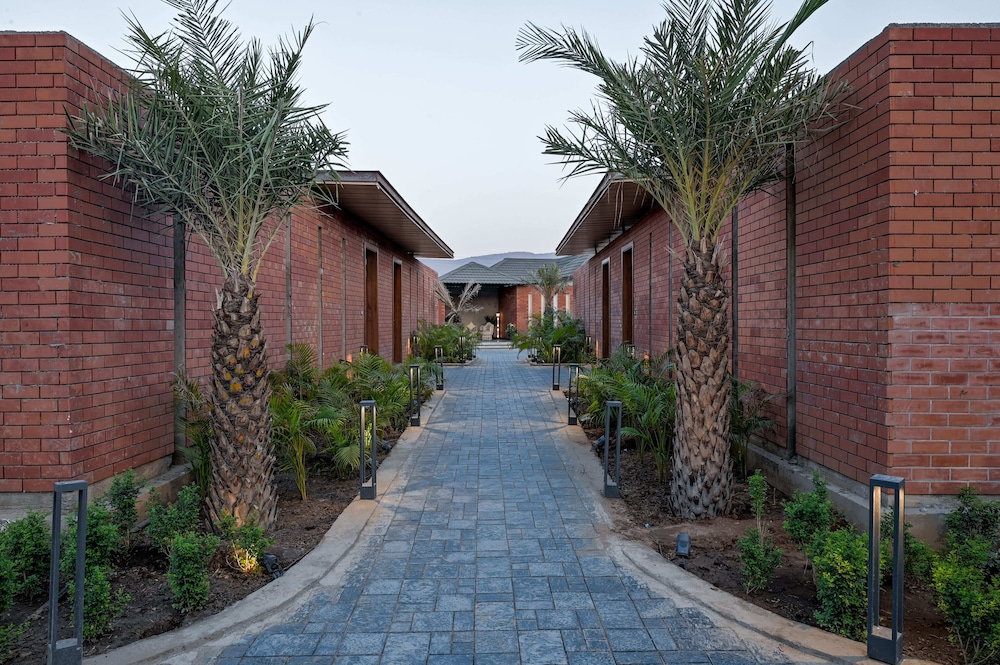 The Bhagwati Cottage & Villa