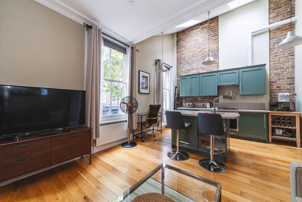 Charming One-Bed Oasis in Hammersmith