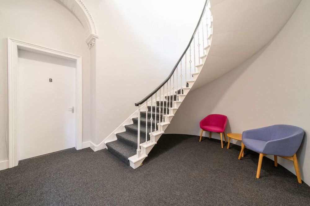 Lochside Apartment B