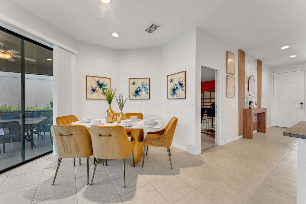 2311vd-providence 5 Bedroom Home