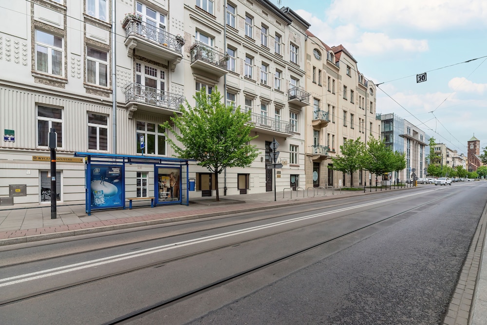 Apartment Rakowicka 6 Cracow by Renters