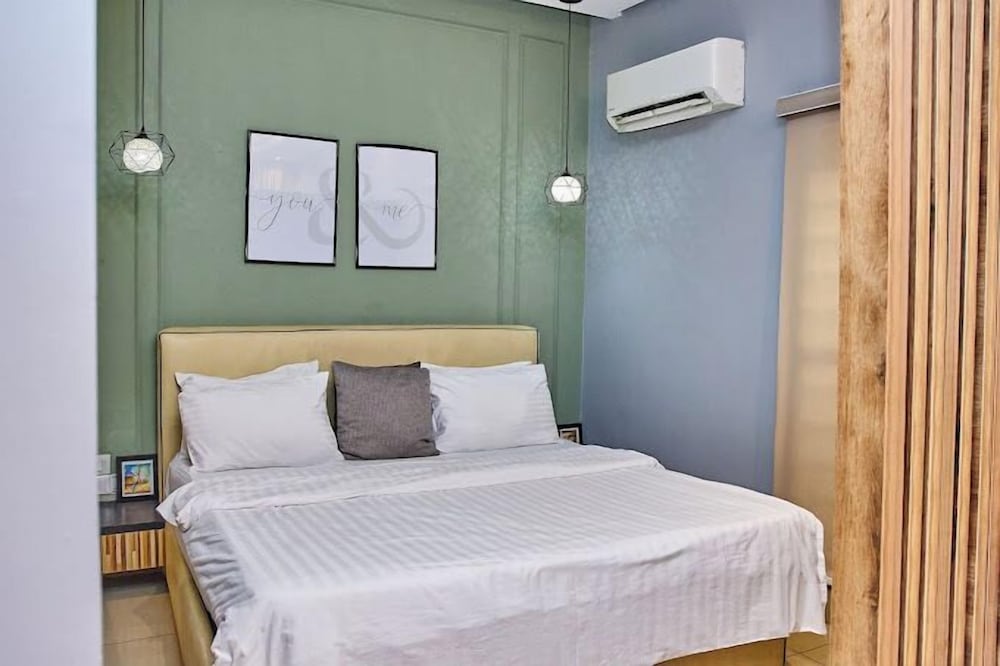 CASA Apartments and Suites