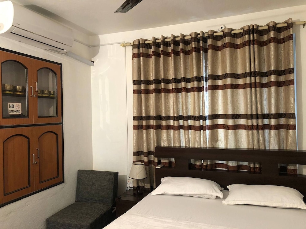 First Apartment 1bhk Thamel 5 min Walk 1st Floor