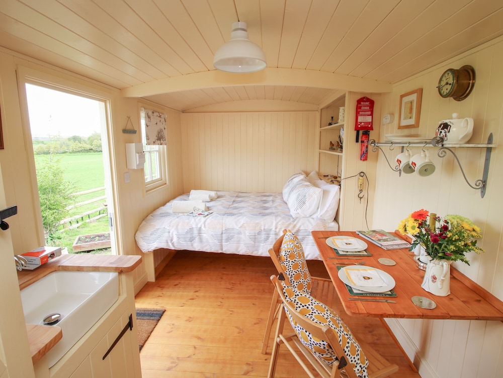 Le Petite Pound House