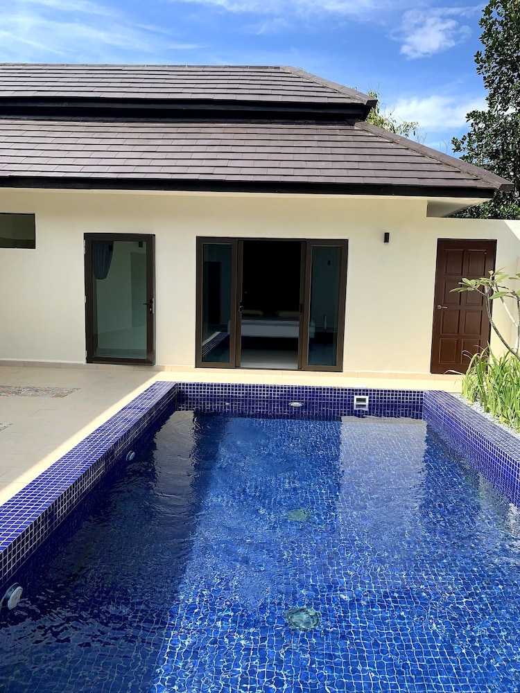 Charis Janda Baik Villas photo 8