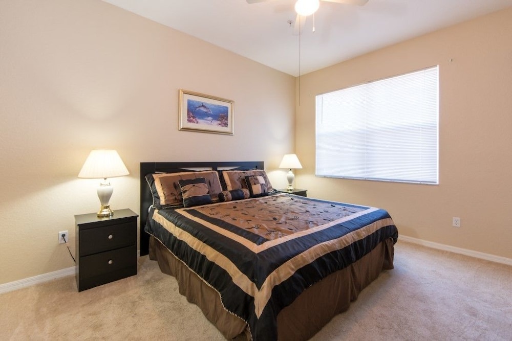 Apartment & Town Homes Close to Disney