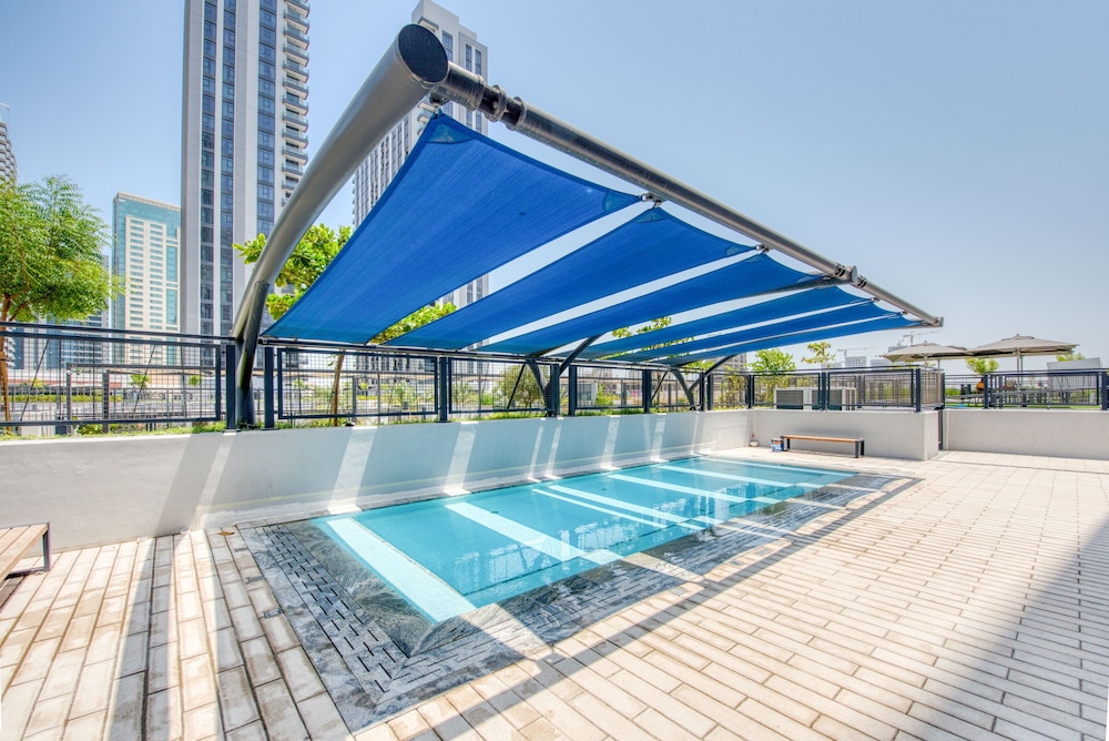 Capital Living On Reem: The Bridges