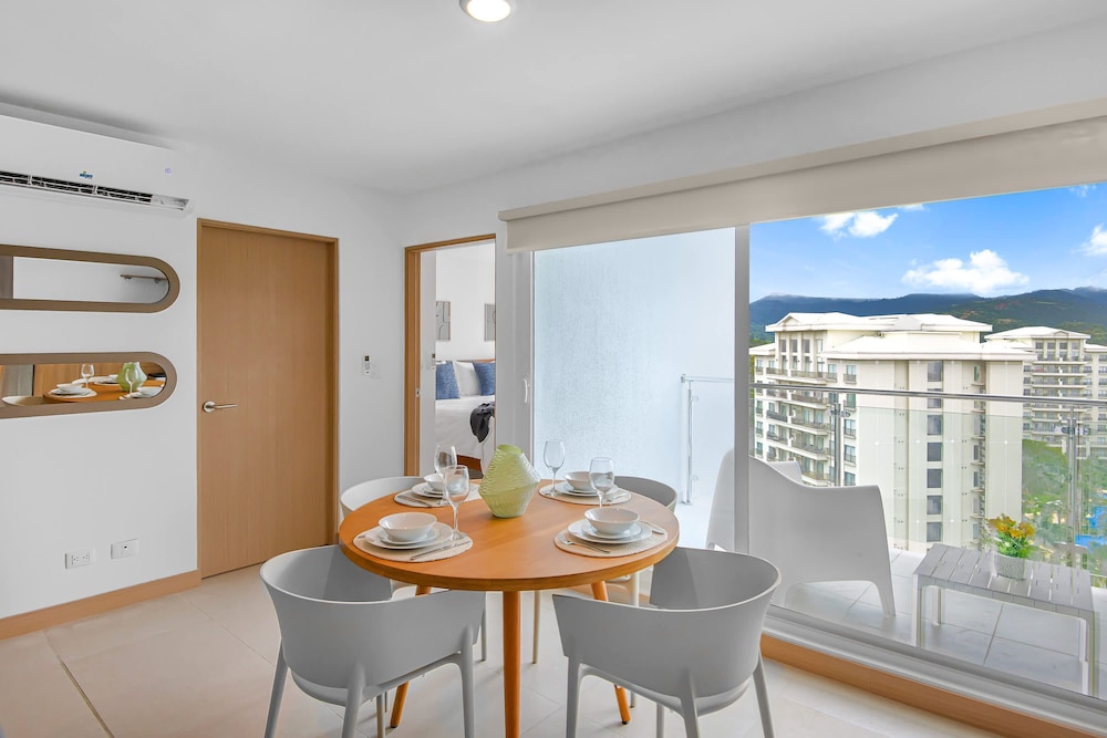Upstay - New Condo in Jaco - 5 Mins From Beach
