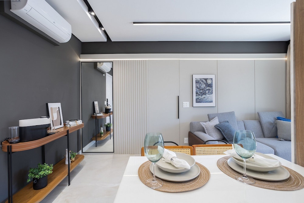 Expand Pinheiros