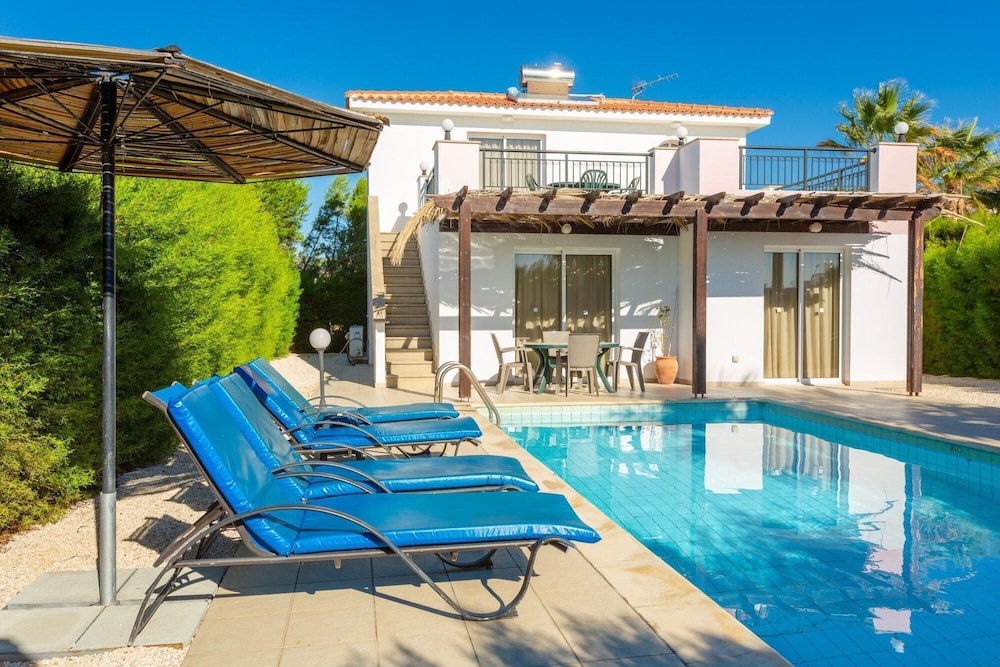 Villa Dalia Large Private Pool Walk to Beach Sea Views A C Wifi Eco-friendly - 2326