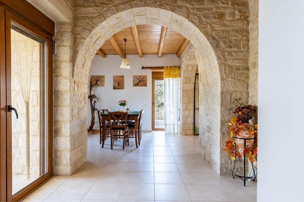Sunstone Villa Mountainview
