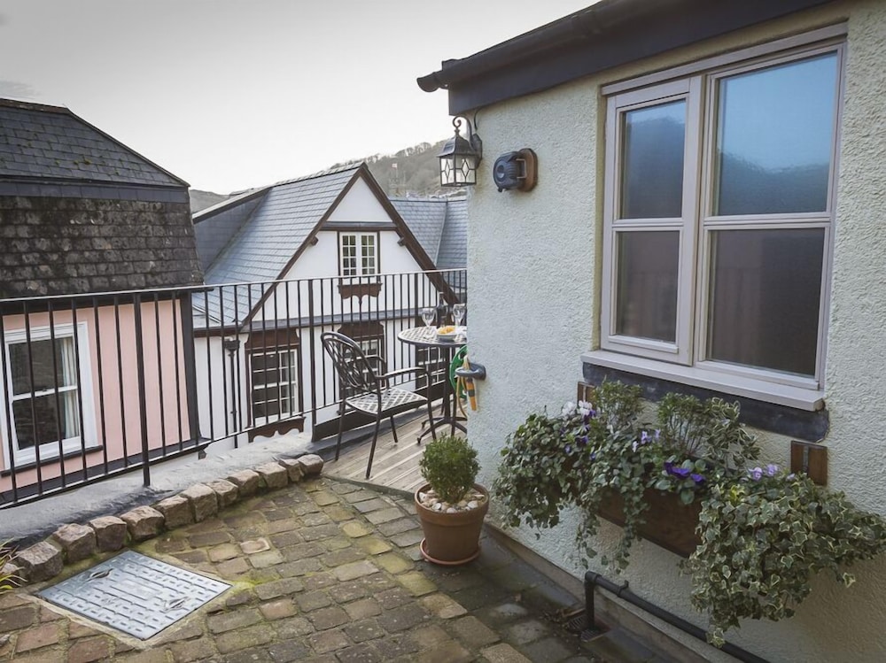 Pixie Cottage view 5