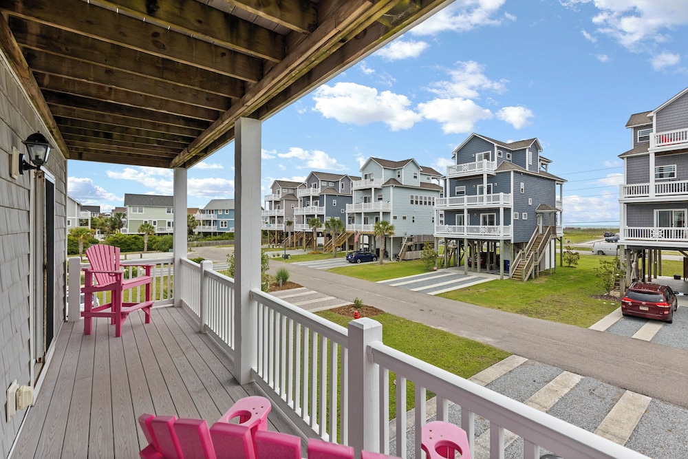Palm Beach North by Topsail Realty