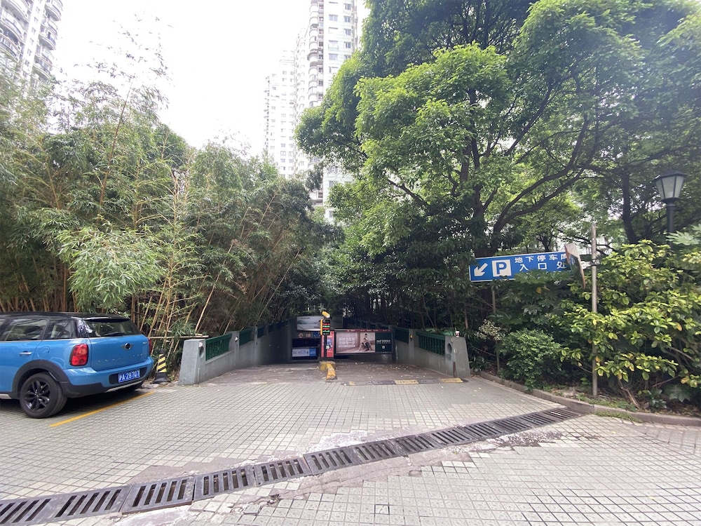 Tyms APT Hengshan RD Near IAPM K11 Line9