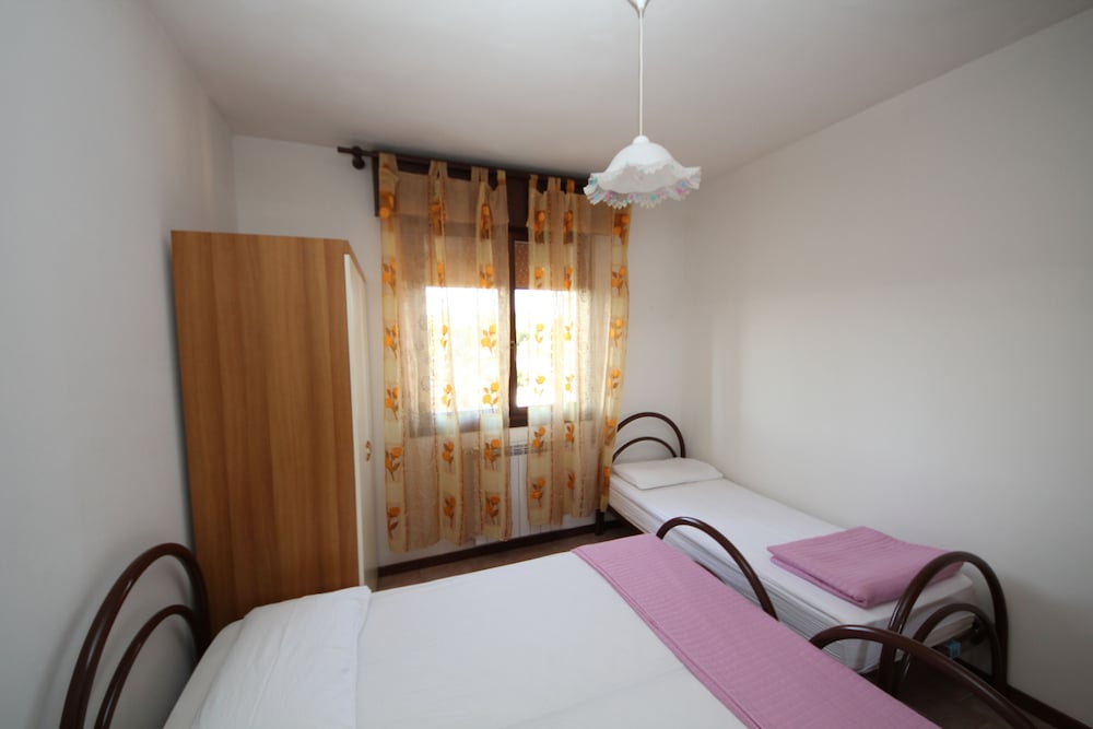 Apartment 150m From the Beach