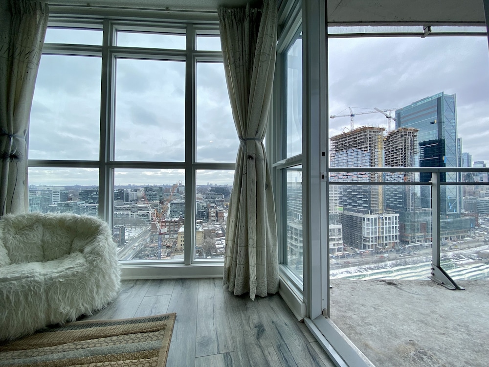 Waterfront Luxury Residences