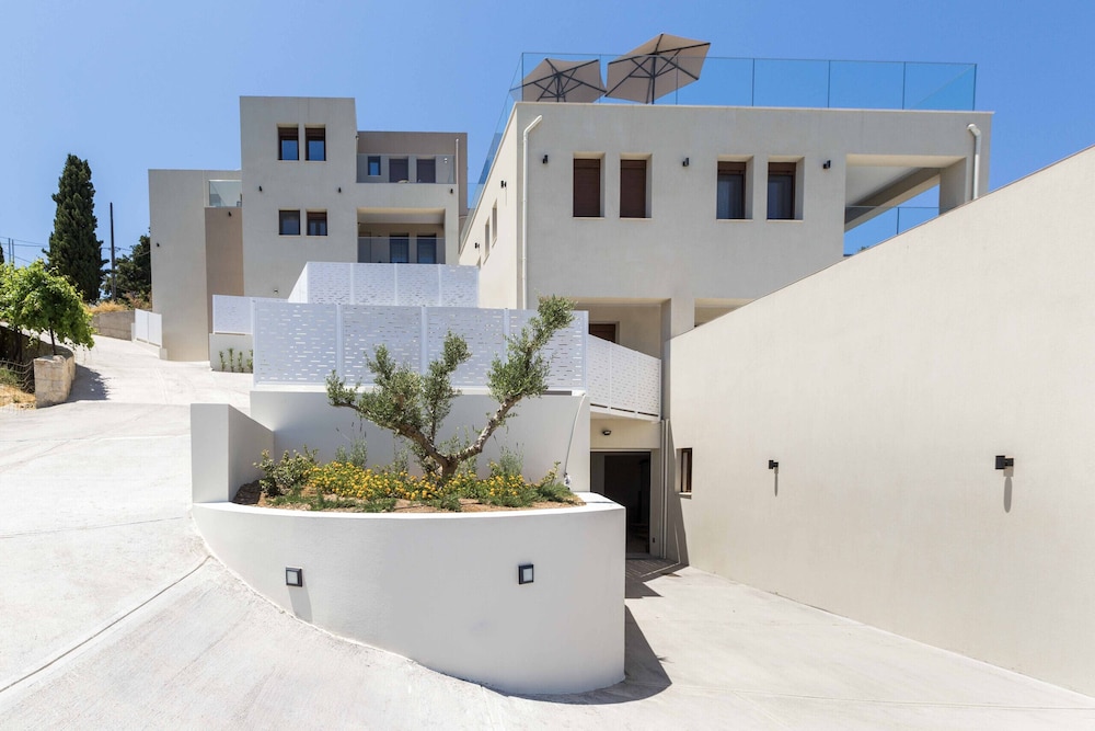 Santa Irini Villas - With 3 Heated Pools
