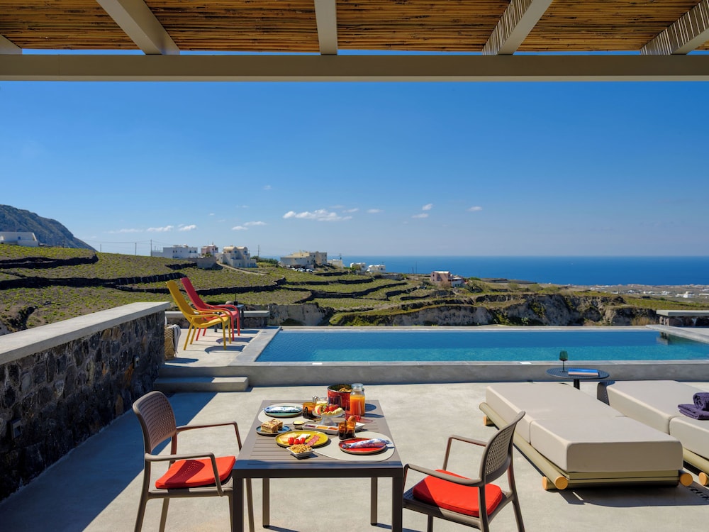 Avan Luxury Villas