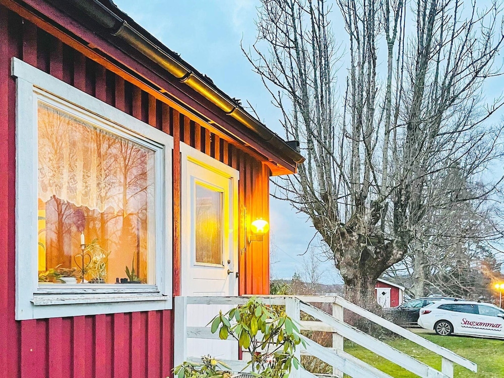 6 Person Holiday Home in Amal-by Traum view 4