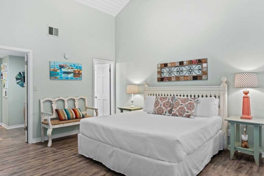 Sea Salt 2 Bedroom Condo