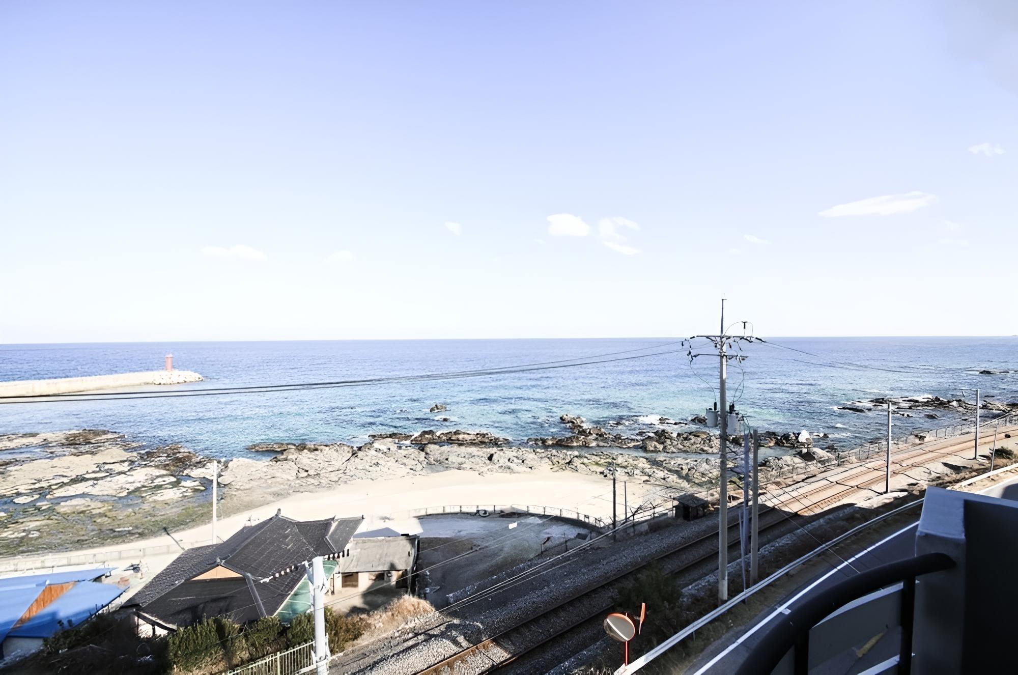 Ocean Front Motel view 2