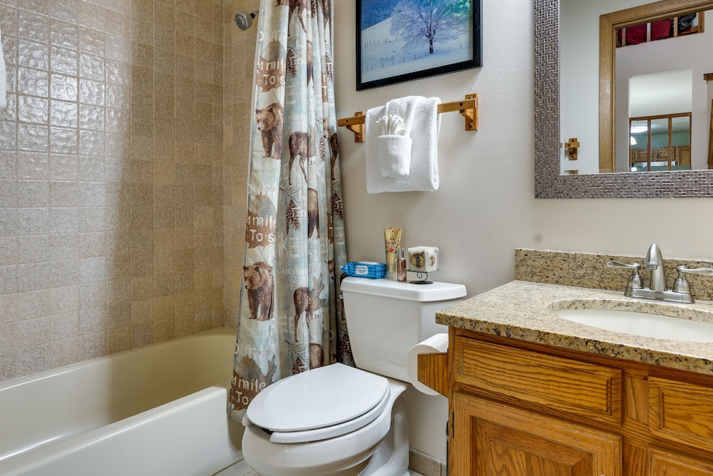 Summit County Vacations - Cozy Silverthorne Condo w/ Balcony Mtn Views! - Property Image 17