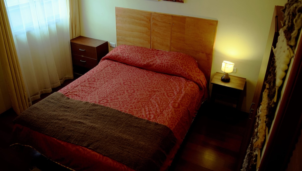 Hotel Nomades Apart Hotel - Image 1