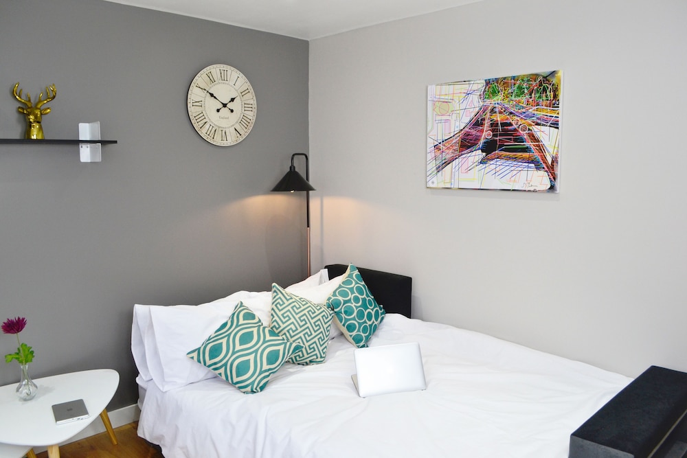 MediaHub Apartment 2 view 5