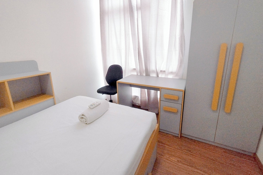 2Br Minimalist And Simply At Grand Sungkono Lagoon Apartment