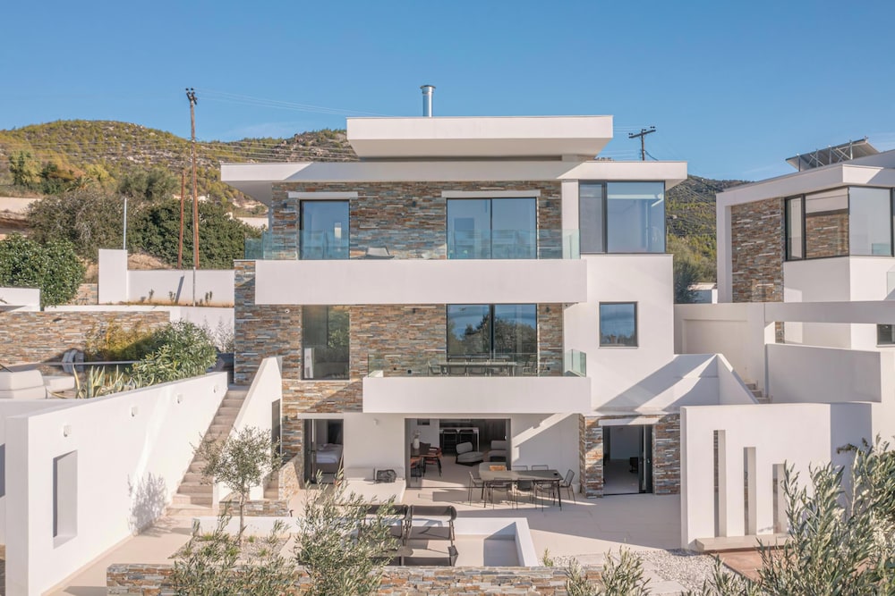 Elia Cove Luxury Villa II