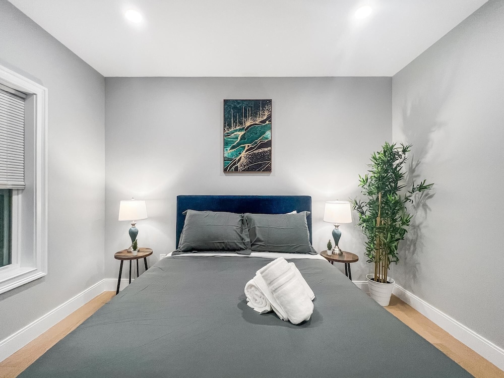 Boston Vacations - Luxury 2BD 2BA Near Logan Airport and T Station - Property Image 36