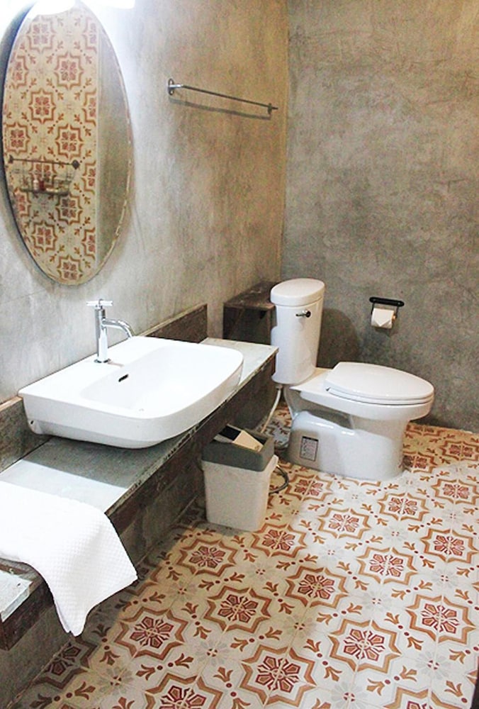 Phu-Anna Eco House