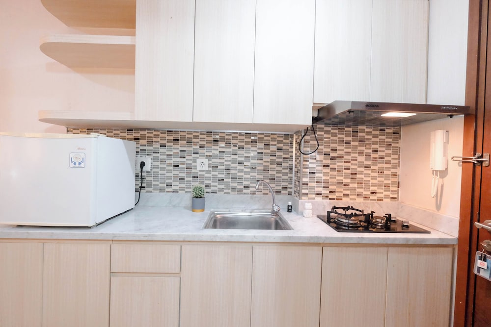 Strategic Studio Apartment Signature Park Grande Near Ciliwung Lrt Station