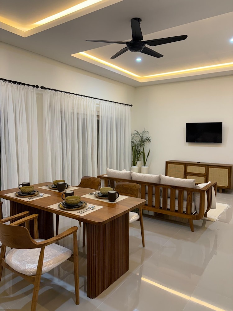 Alinko Villa - 2BR Villa in Seminyak