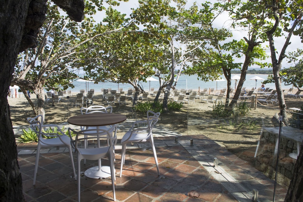 VH Atmosphere - Adults Only - Property Image 23