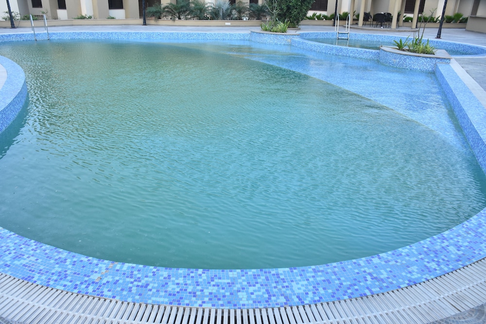 Mango Hotels Select Dwarka view 3