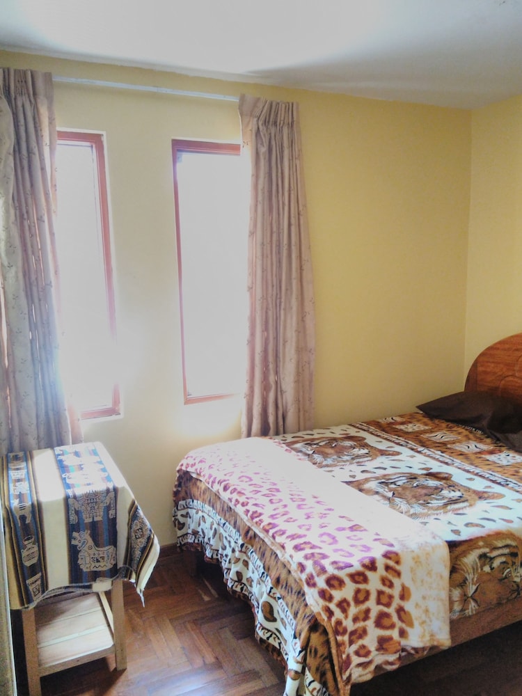 Huaypo House & Lodging