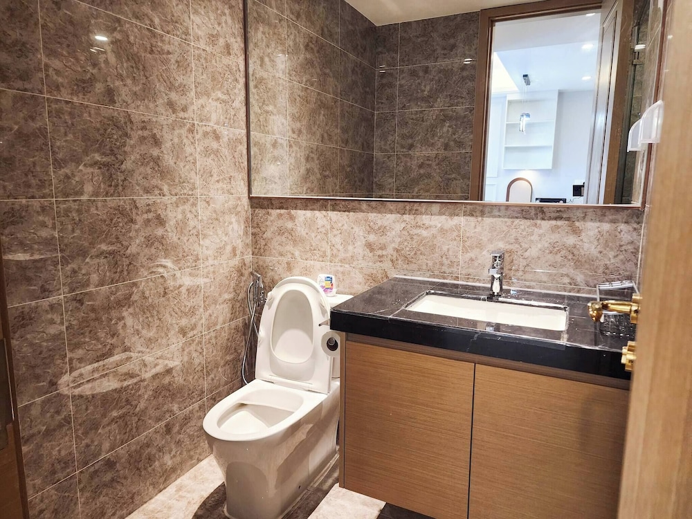 R & F Princess Cove CK Homestay