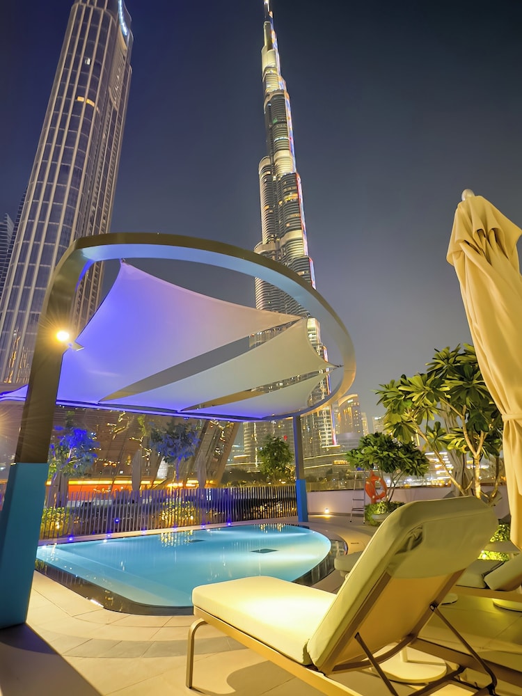 Skyline Grandeur I Burj & Fountain View