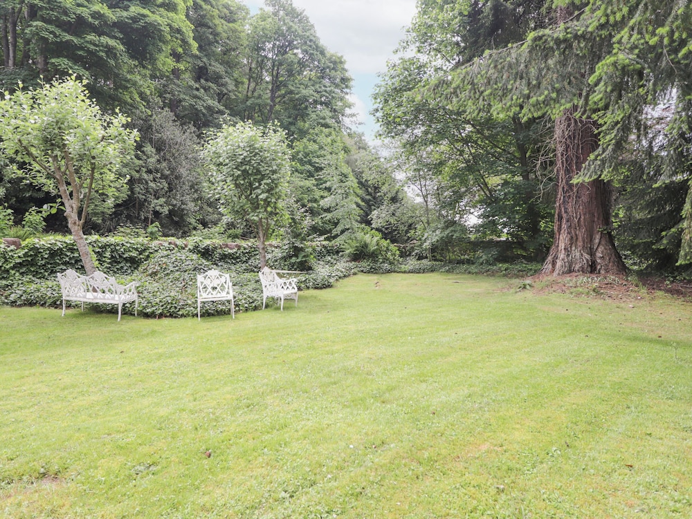 Rossie Lodge