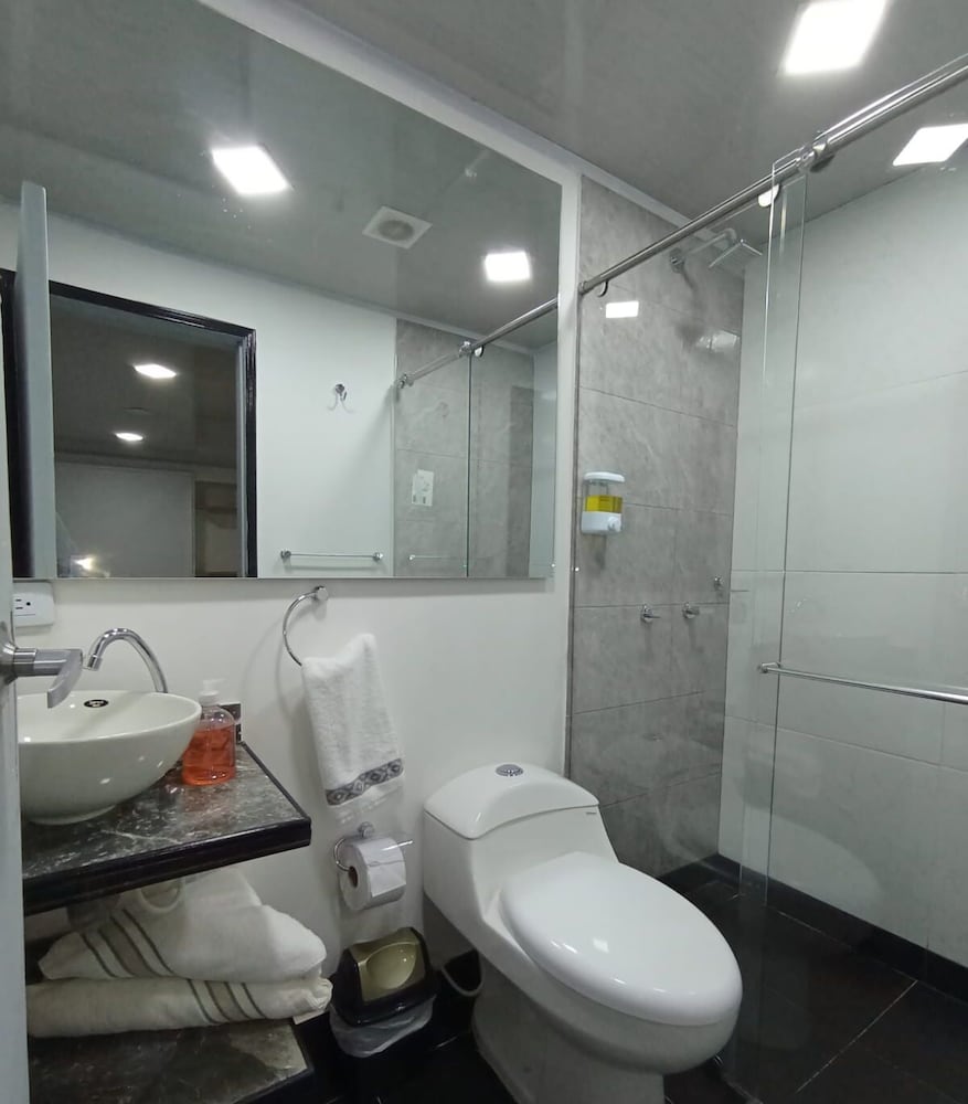 Hotel New Confort D.C. - Property Image 9