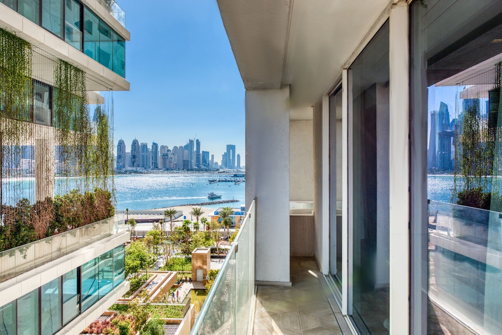 Five Palm Jumeirah Residences -Mint Stay