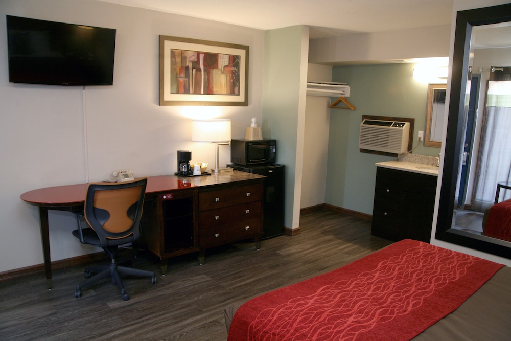 South T Motel