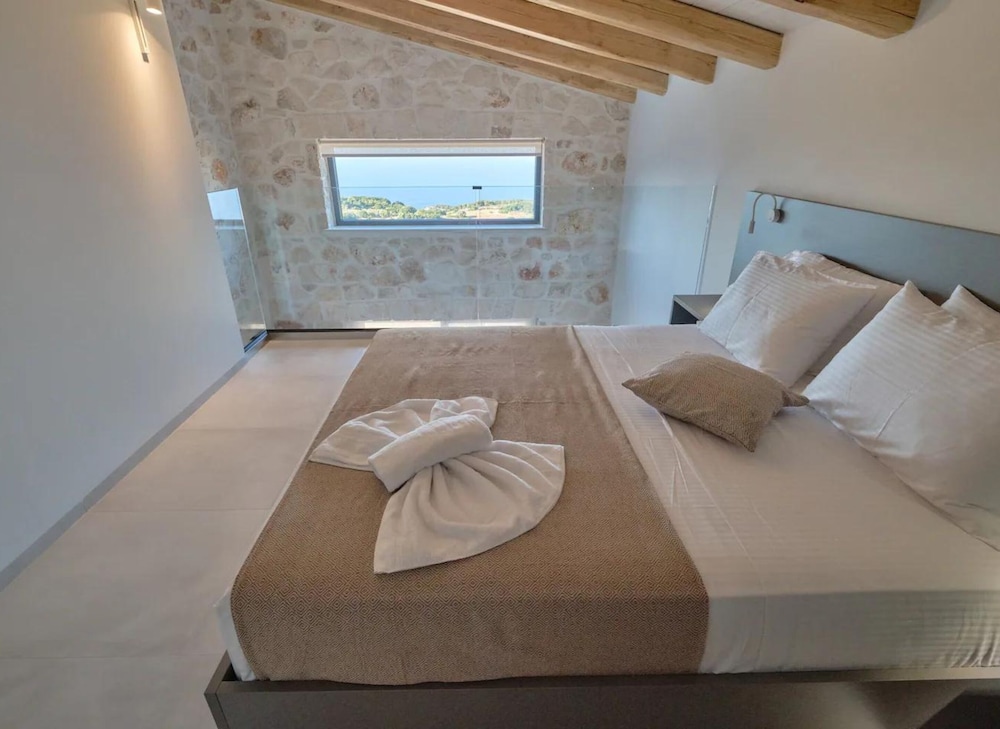 Exclusive Villa in Volimes Greece view 5