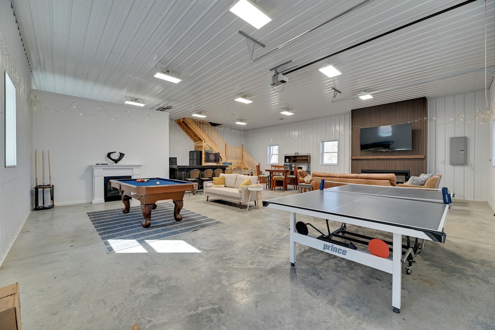 The Toasted Marshmallow Ski & Lake Game Barn