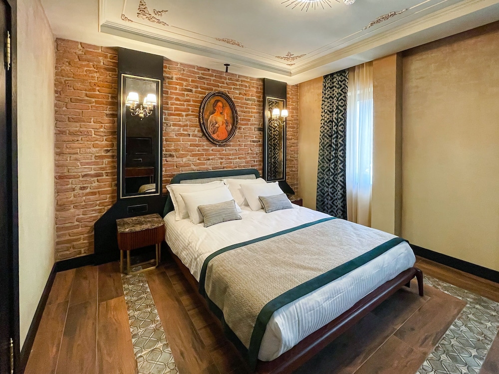 Tria Oteli - Özel Sınıf - Image 15