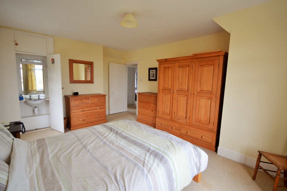 Norlands Cottage view 2