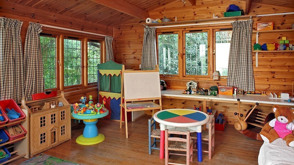 Saratoga Cottage