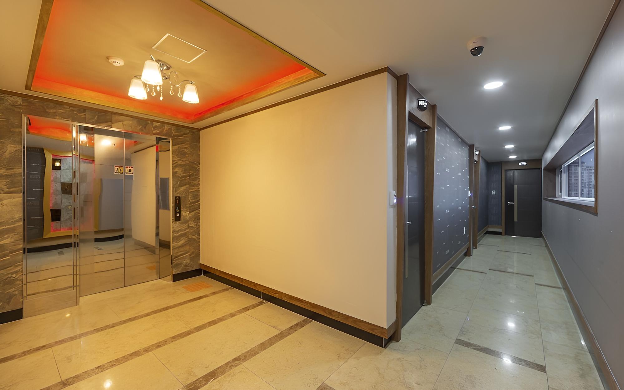 Yeongcheon CL Hotel view 2